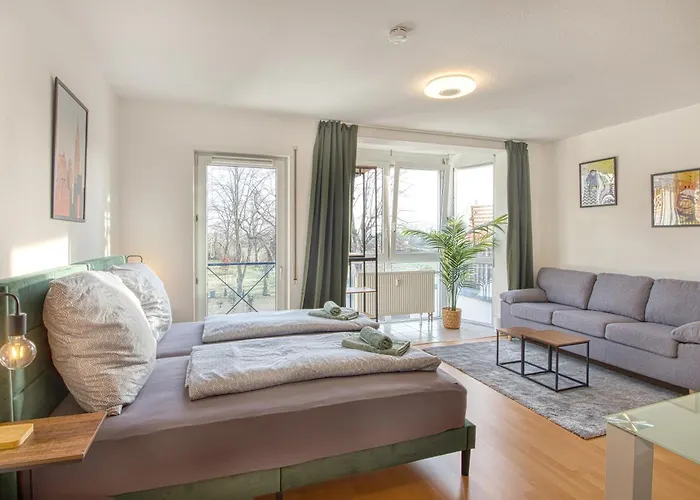 Lejlighed Premium Sonne #1 - Modernes Studio, Ruhige Lage, Parkplatz, Smart-tv & Wlan Halle (Saale)